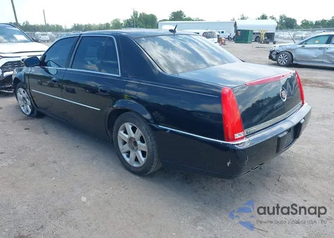 2006 Cadillac Dts Standard z USA, uszkodzony, nr VIN 1G6KD57Y26U194847